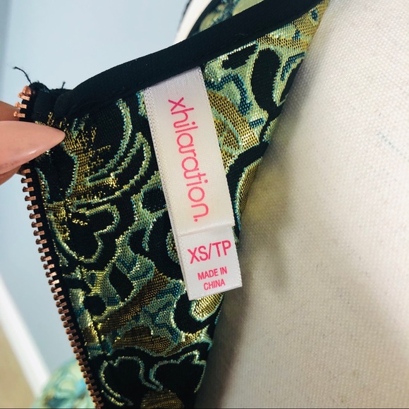 Metallic sleeveless dress size XS - Picture 7 of 8